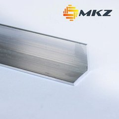 Уголок алюминиевый равносторонний 45х45х2 мм