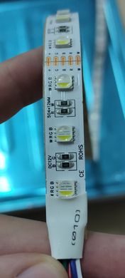 Світлодіодна стрічка UkrLed SMD5050 60d/m IP33 RGBW (20312)